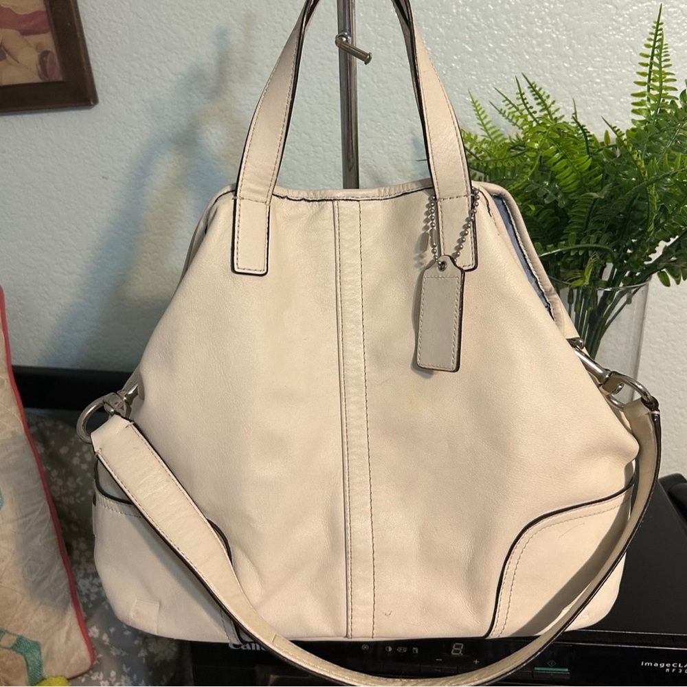 Coach Hobo Bag - Picture 3 of 9